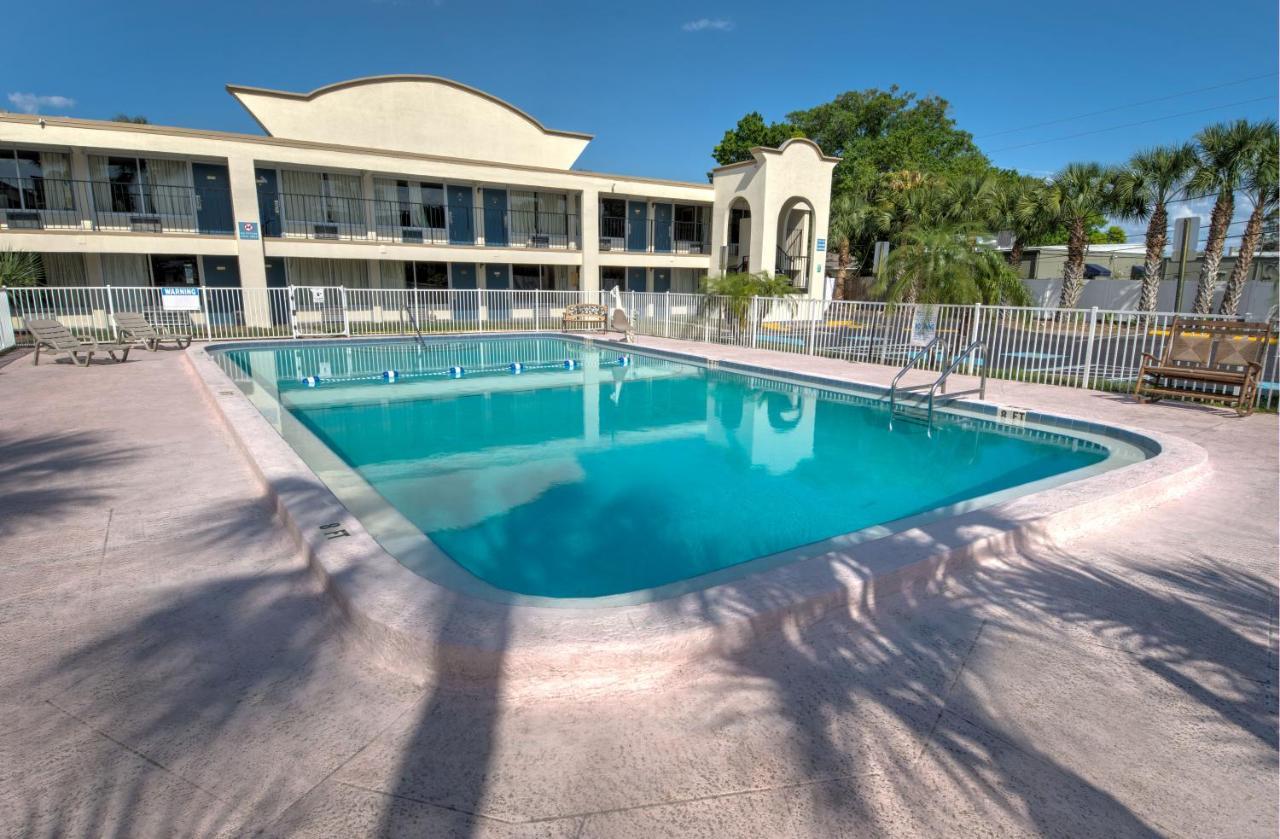 Bayside Inn Pinellas Park - Clearwater Kültér fotó