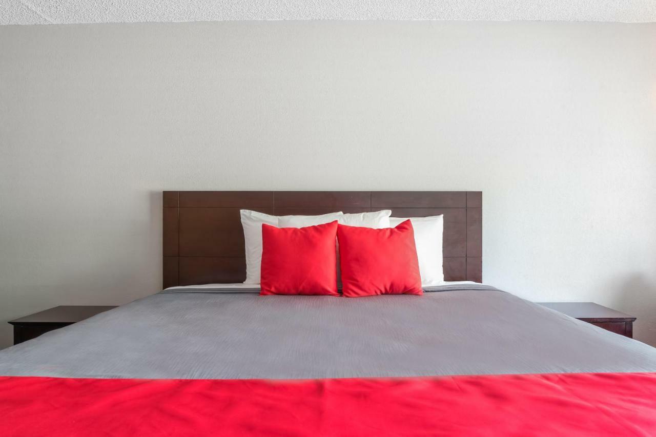 Bayside Inn Pinellas Park - Clearwater Kültér fotó